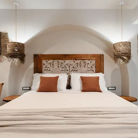 Chic Elysium - Felicity Apartman Naxos City