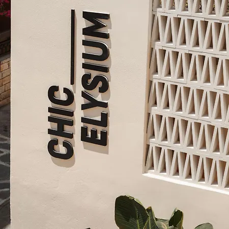 Chic Elysium - Felicity Apartman Naxos City