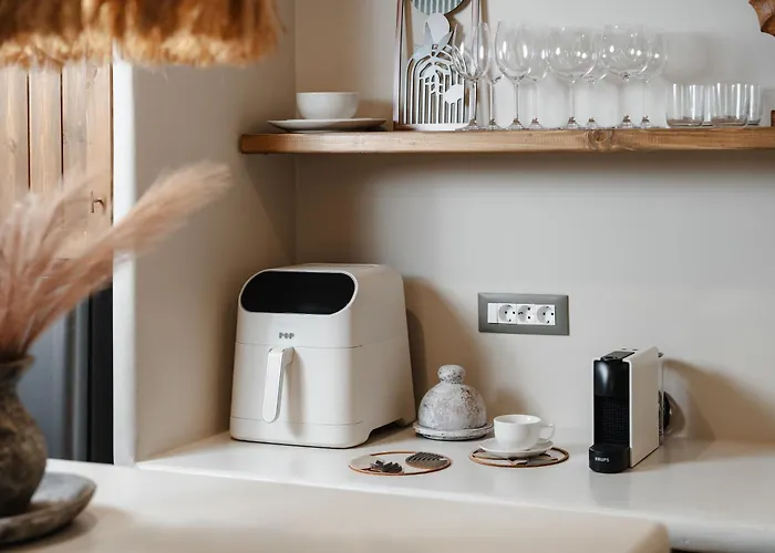 Chic Elysium - Felicity 아파트 Naxos City